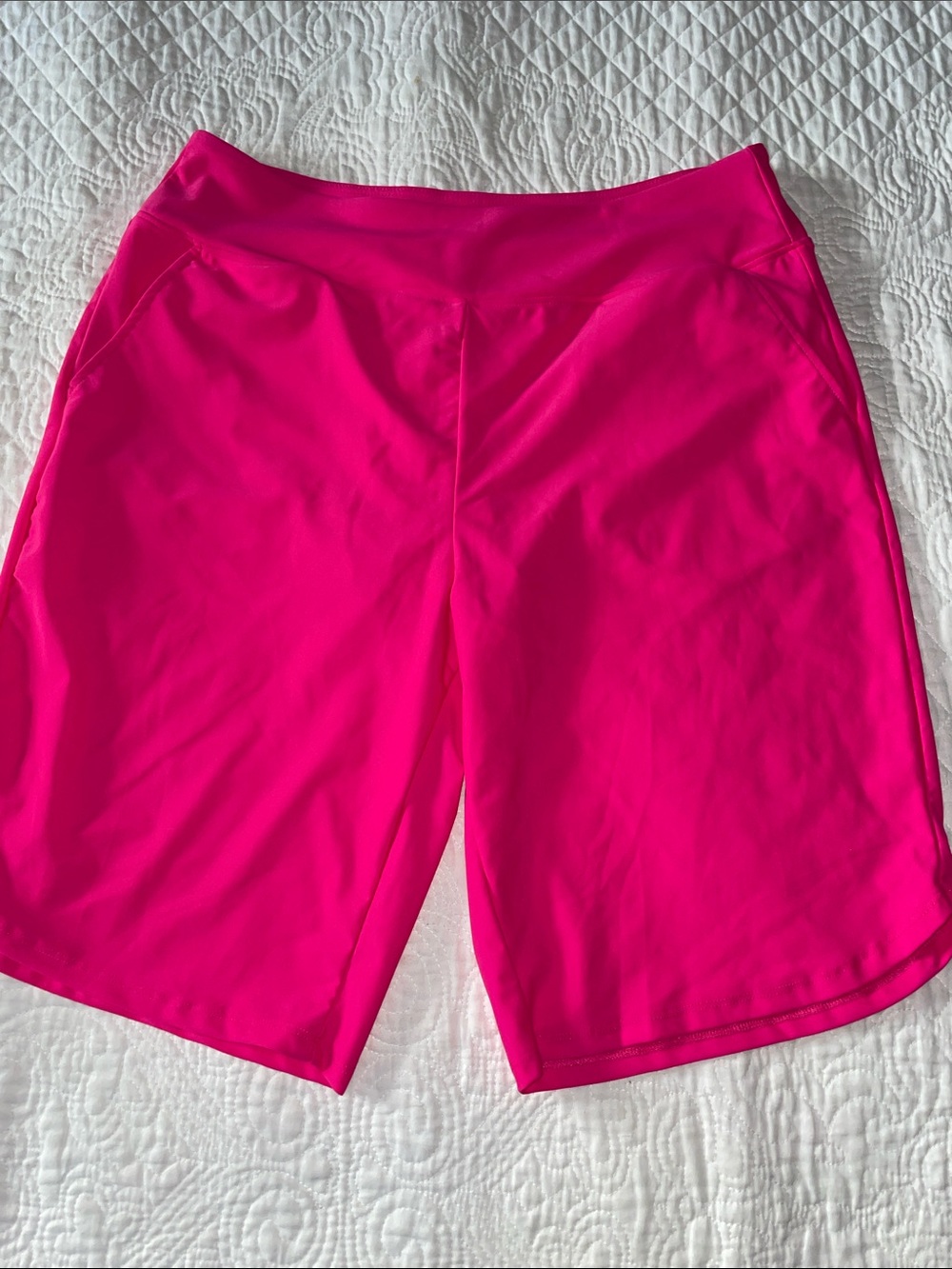 NWT Gradual Women's Hot Pink Active Stretch Shorts w liner. SZ XL. Front Pockets